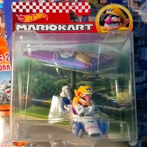 Hot Wheels Mario Kart Wario B-Dasher, OneSize, Yellow & White.